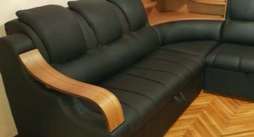 Перетяжка кожаного дивана. Райсемёновское